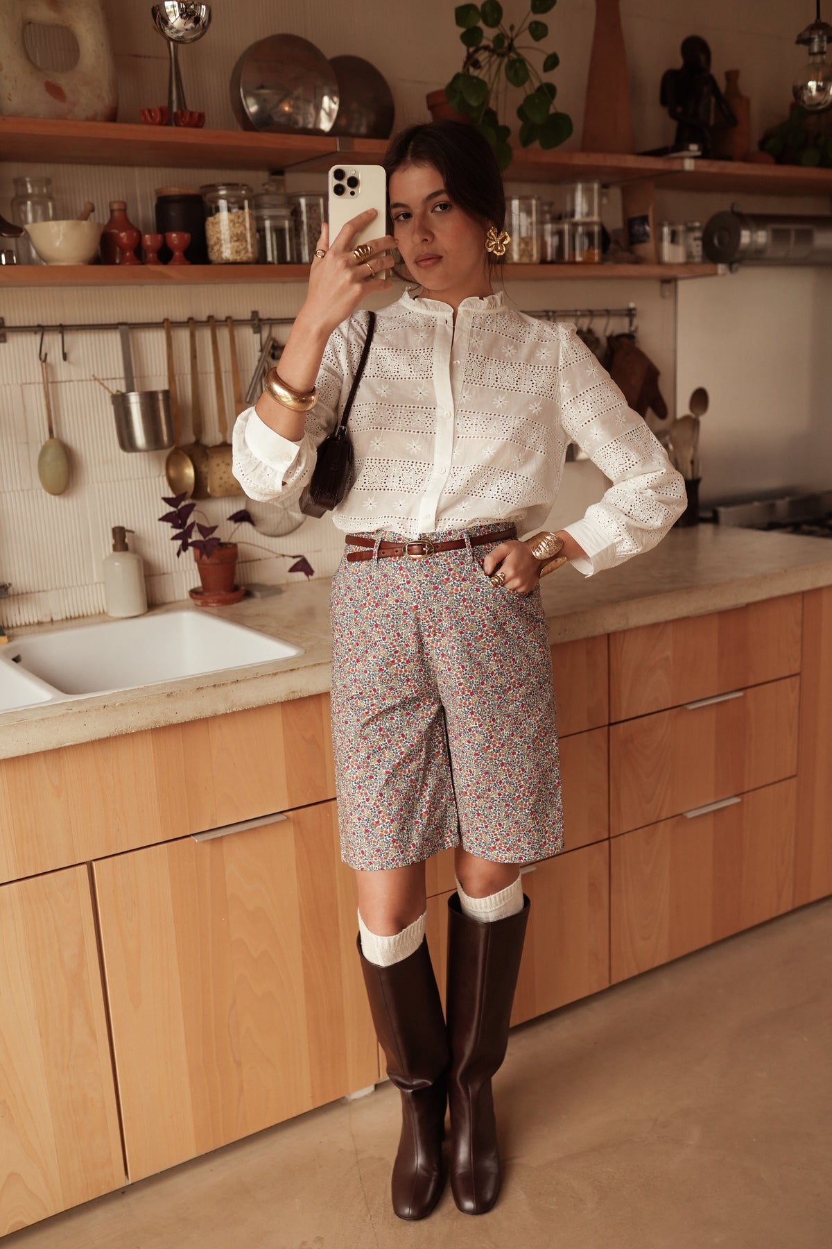 Short Almira