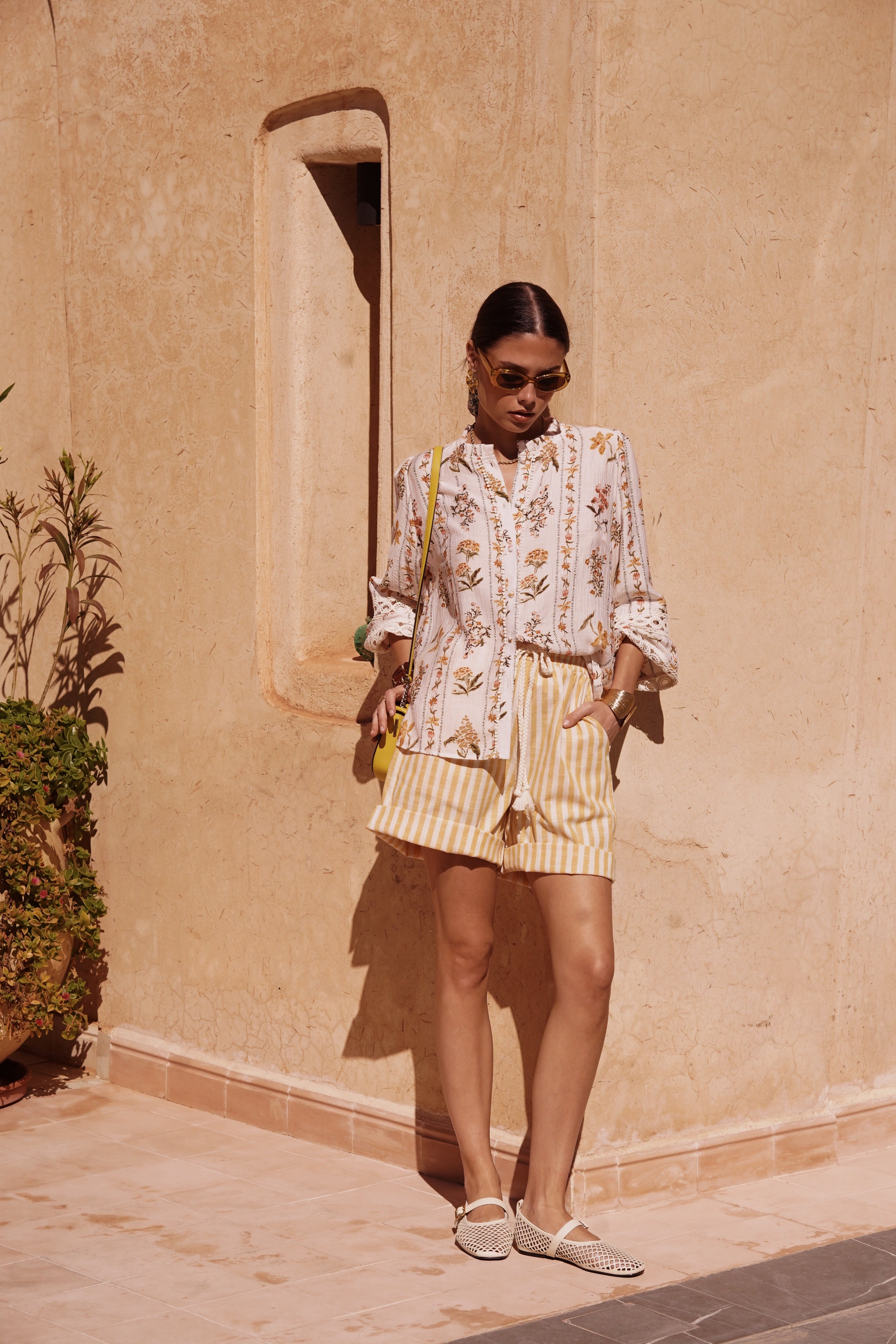 Short Sabrine